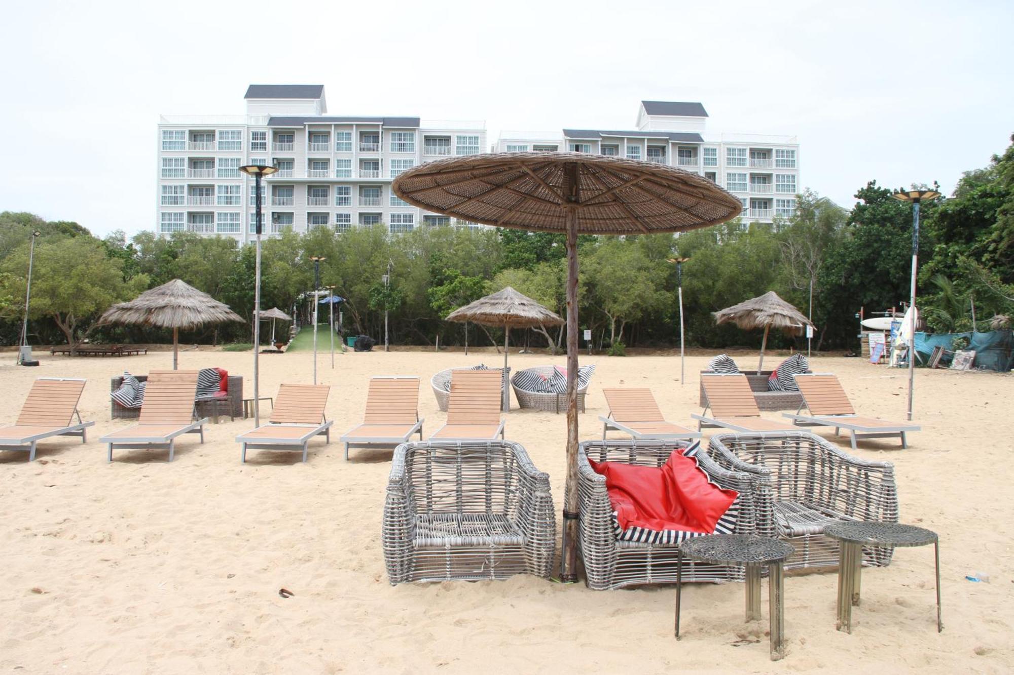 Grand Florida芭提雅带免费游泳池温泉桑拿浴和健身房瑜伽室私家海滩公寓e206 Na Chom Thian Eksteriør bilde